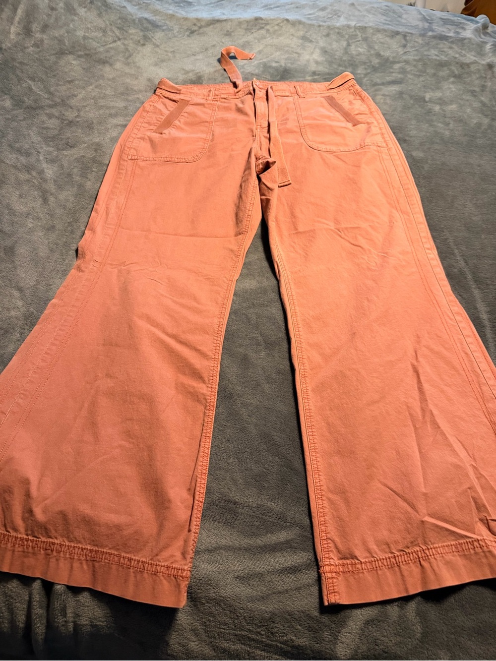 American Eagle Stretch Drawstring Pants in Coral